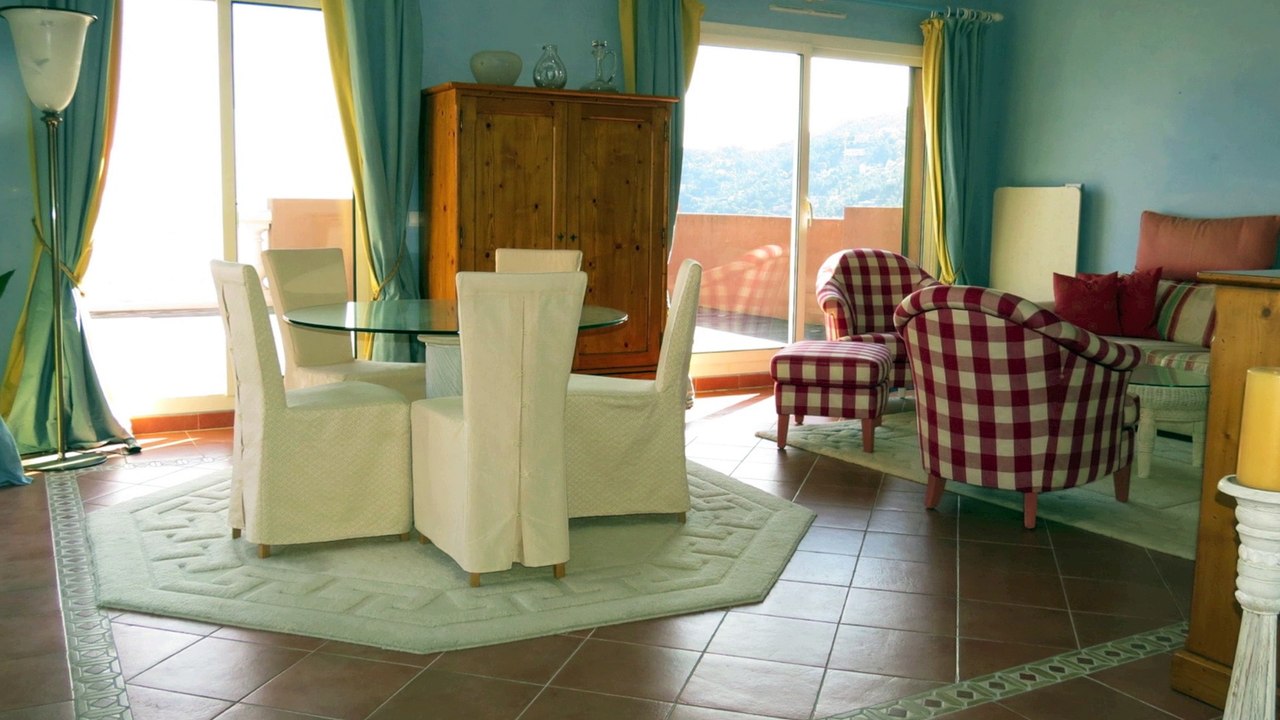 COTE D’AZUR Théoule-Sur-Mer Appartement  A VENDRE 104 m² - Vue Mer