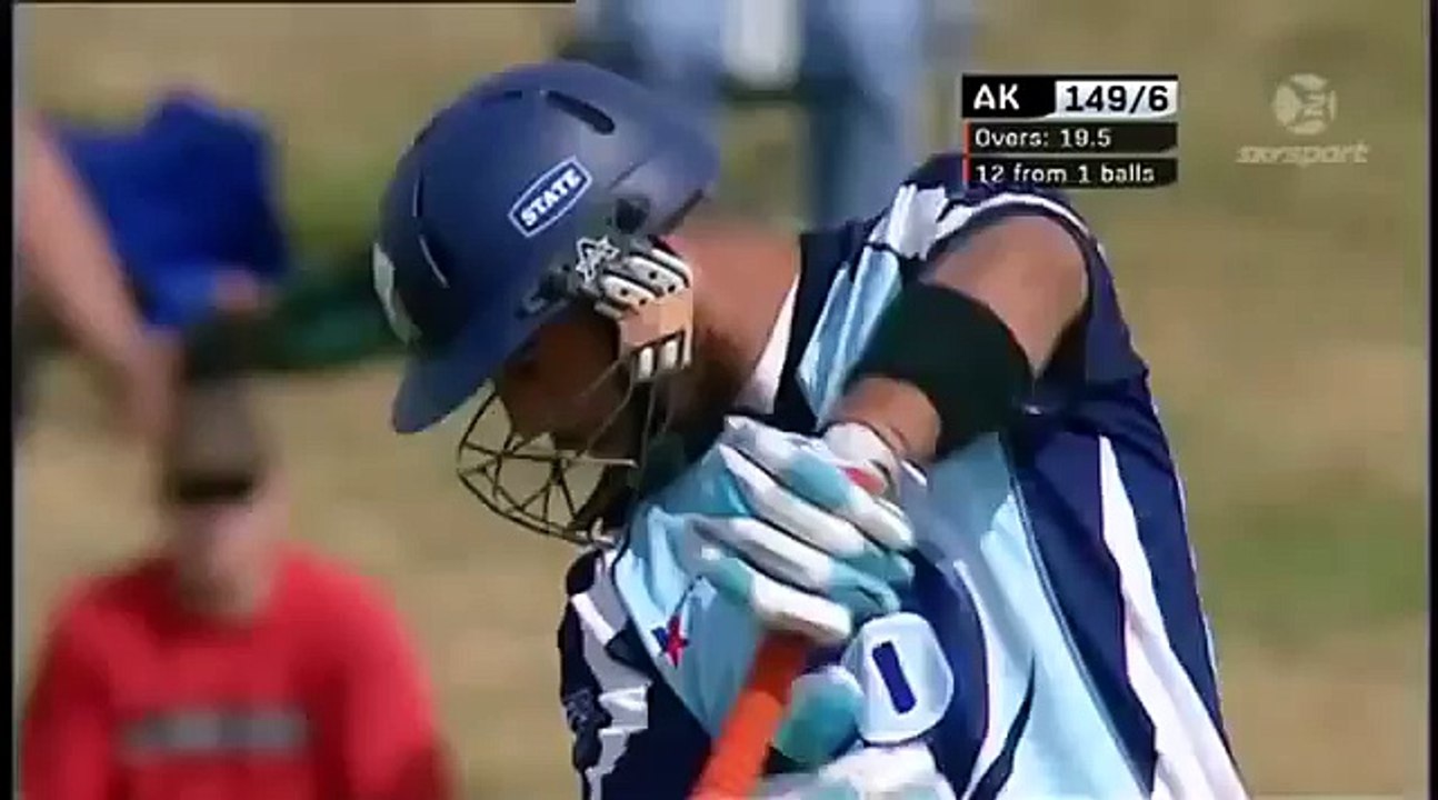 Most Amazing Cricket Finish Ever -  12 Runs off 1 Ball