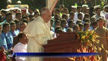 Pope urges respect for human rights on Sri Lanka trip