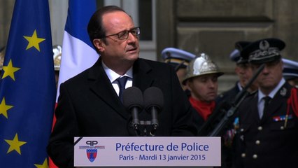 Hommage national aux trois policiers morts en service