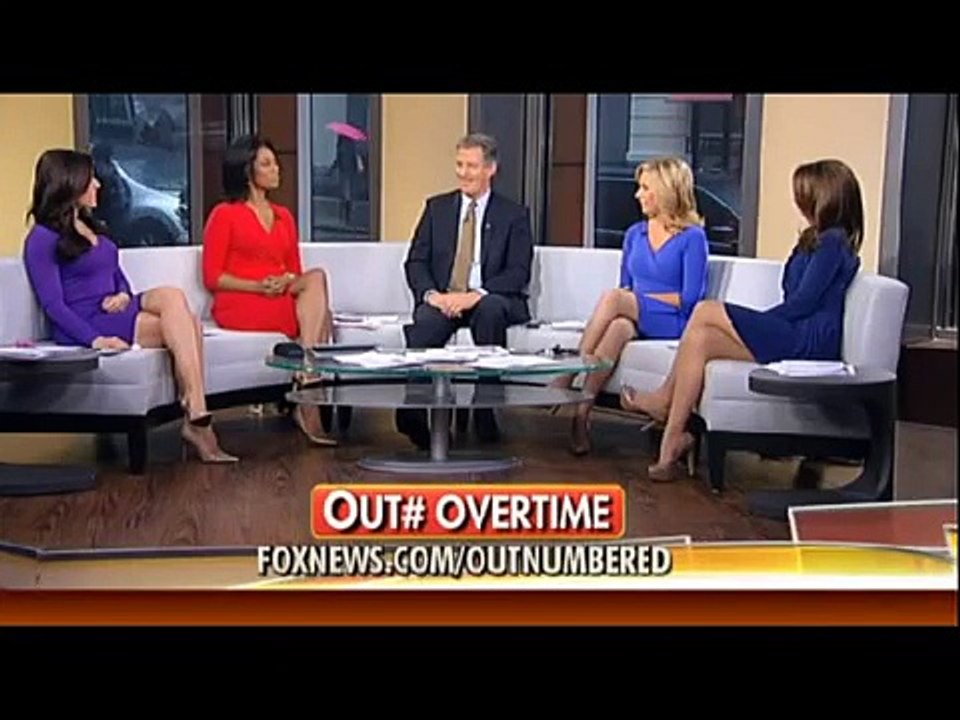 Harris Faulkner & Andrea Tantaros & Jedediah Bila & Melissa Francis hot legs 01/12/15