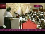 Khana Kaaba Ka Tawaf Karte Huwey Gaalian Dia Karo - Watch What This Maulana Sahib is Saying