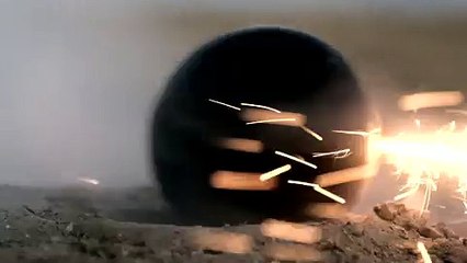 Clip musical de Dead weather, "Treat me like your mother"