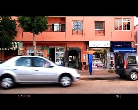 Dacia (Renault) - voitures - août 2011 - Guard