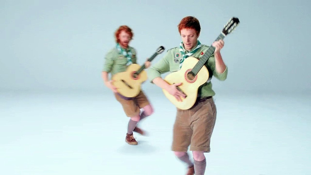 AMV - assurance deux-roues, "L'assurance des deux roux" - mars 2012 - scouts