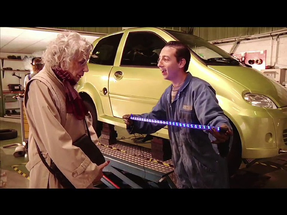 AFPA (Association pour la formation professionnelle des adultes) - formation - novembre 2009 - "Ph. Lucas coache les jeunes", garage