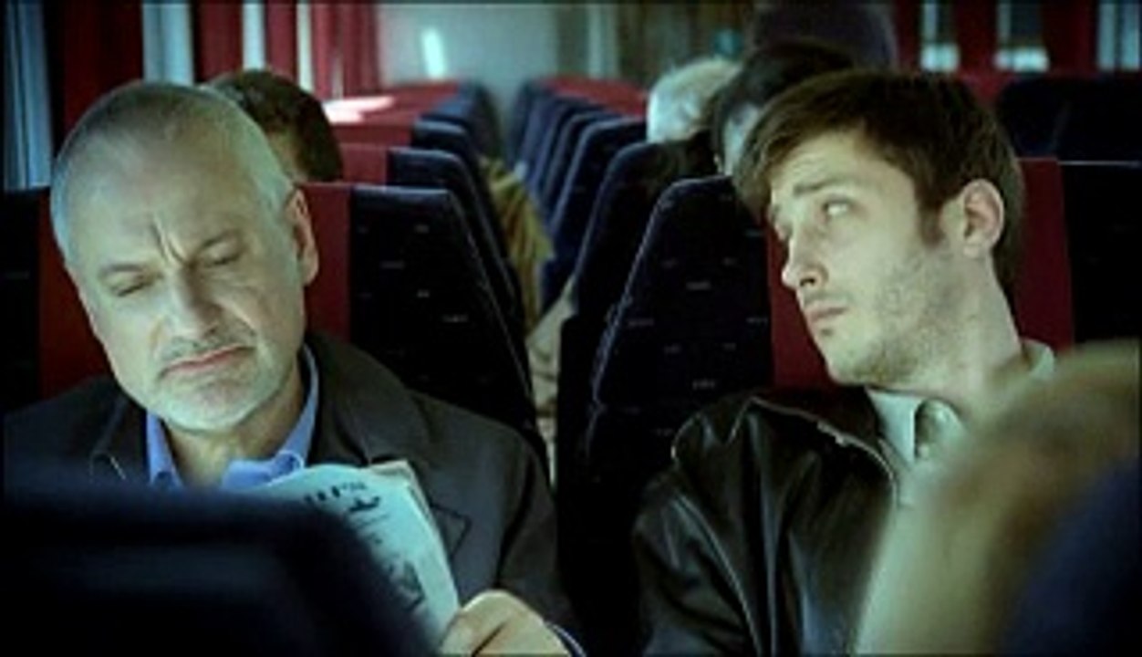 Crédit Mutuel - banque - mai 2010 - "Père et fils", train