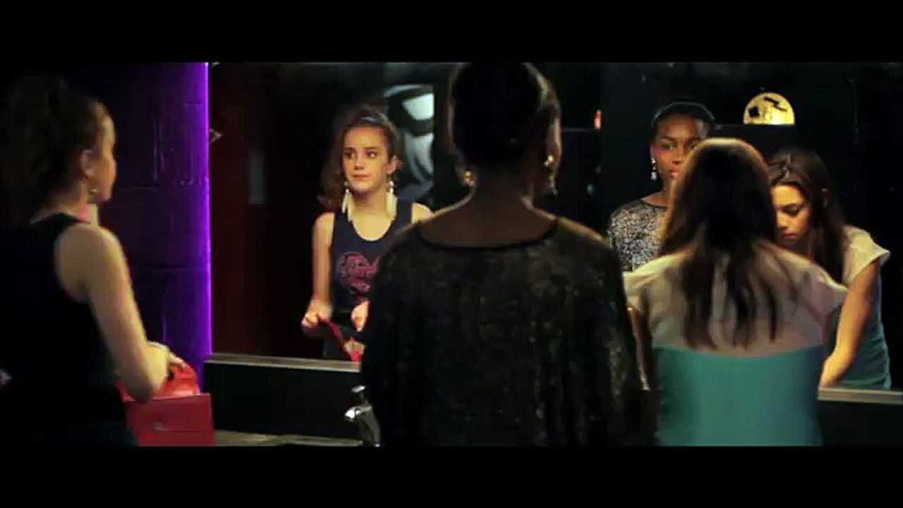 Assurance Maladie (Caisse Nationale d'Assurance Maladie CNAM)  - programme de prévention dentaire M'T dents, "Rouge à lèvres" - octobre 2011