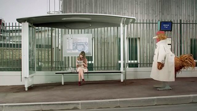 BETC pour la Française des jeux - jeu de loterie Loto, «La poule aux oeufs d'or» - avril 2014 - abribus