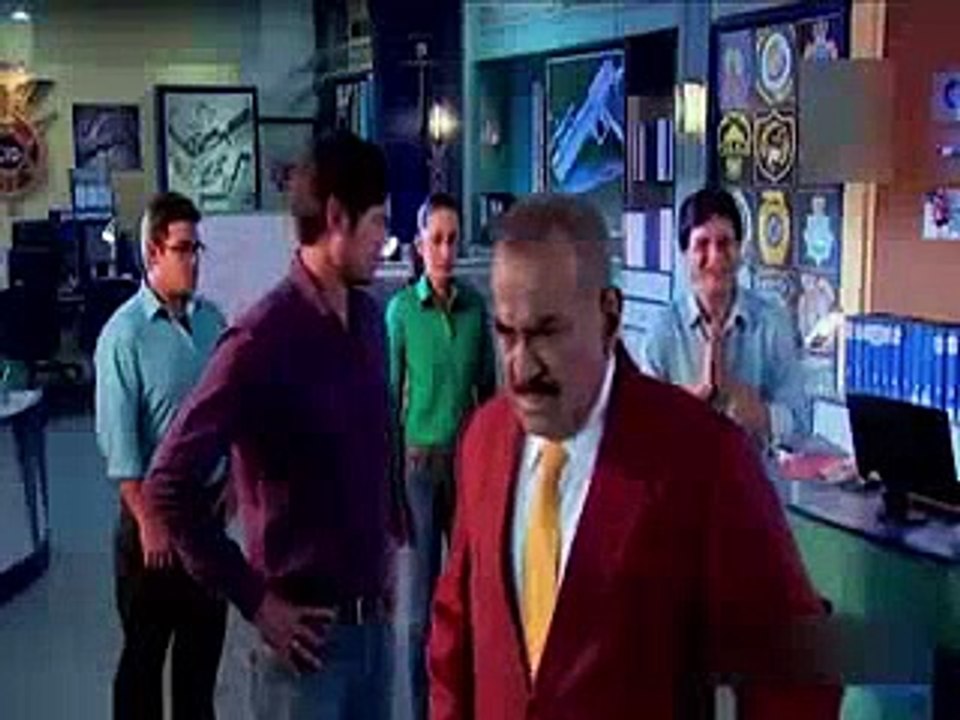Sunny_Leones_Chaddi_Missing remove bra