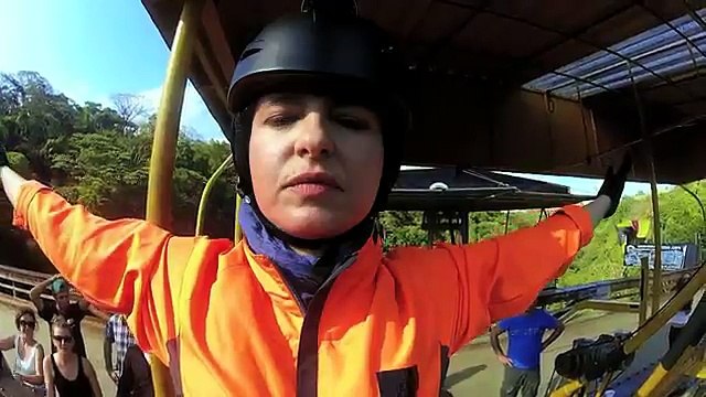 Calor (Seb) - fer à repasser sans fil Calor Freemove, Le saut à l'élastique sans élastique, youtube.com/FreemoveExperience - mai 2012