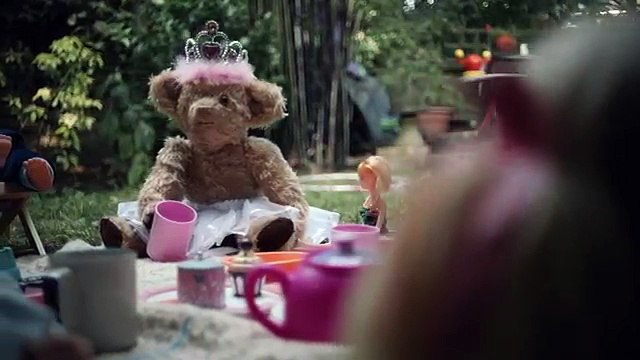 Beattie McGuinness Bungay Londres pour Thomson (TUI) - agence de voyages, «Discover your smile» - septembre 2014