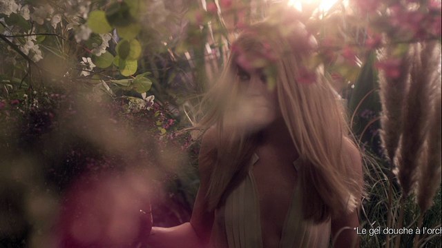 Campagne de lancement de la gamme cosmétique Design Paris de Carrefour