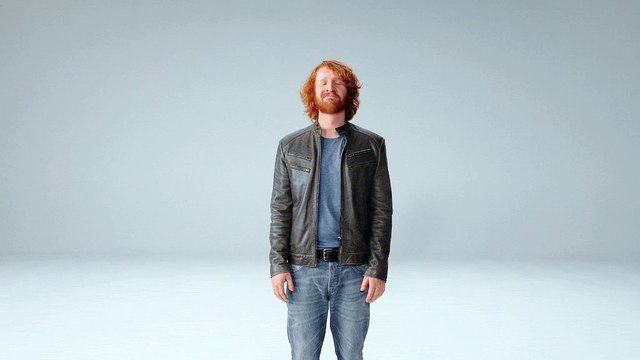 AMV - assurance deux-roues, L'assurance des deux roux - mars 2012 - 2 roux avant-arrière