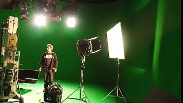 Bic - rasoirs jetables - octobre 2010 - Bic Recycle, avec Eric Cantona , making of