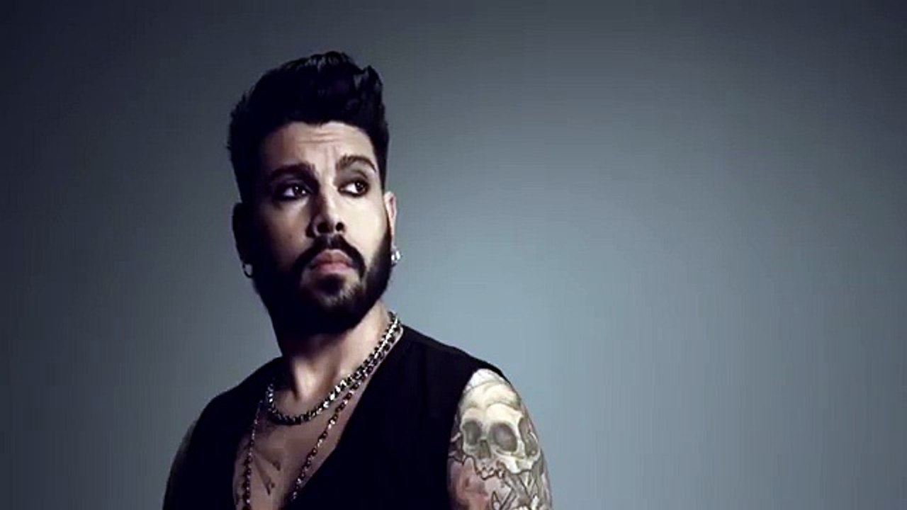 Adopte un mec - site de rencontres AdopteUnMec.com, "Diversité" - juillet 2012 - tatoué