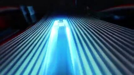 Axa, Care - assurance, ong pour l'accès à l'eau potable, "Like is Life" - février 2012 - Drinking