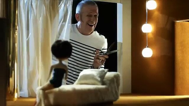 Coca-Cola (The Coca-Cola Company) - soda Coca Light, The serial designer rocks out, avec Jean-Paul Gaultier - mars 2012 - acte