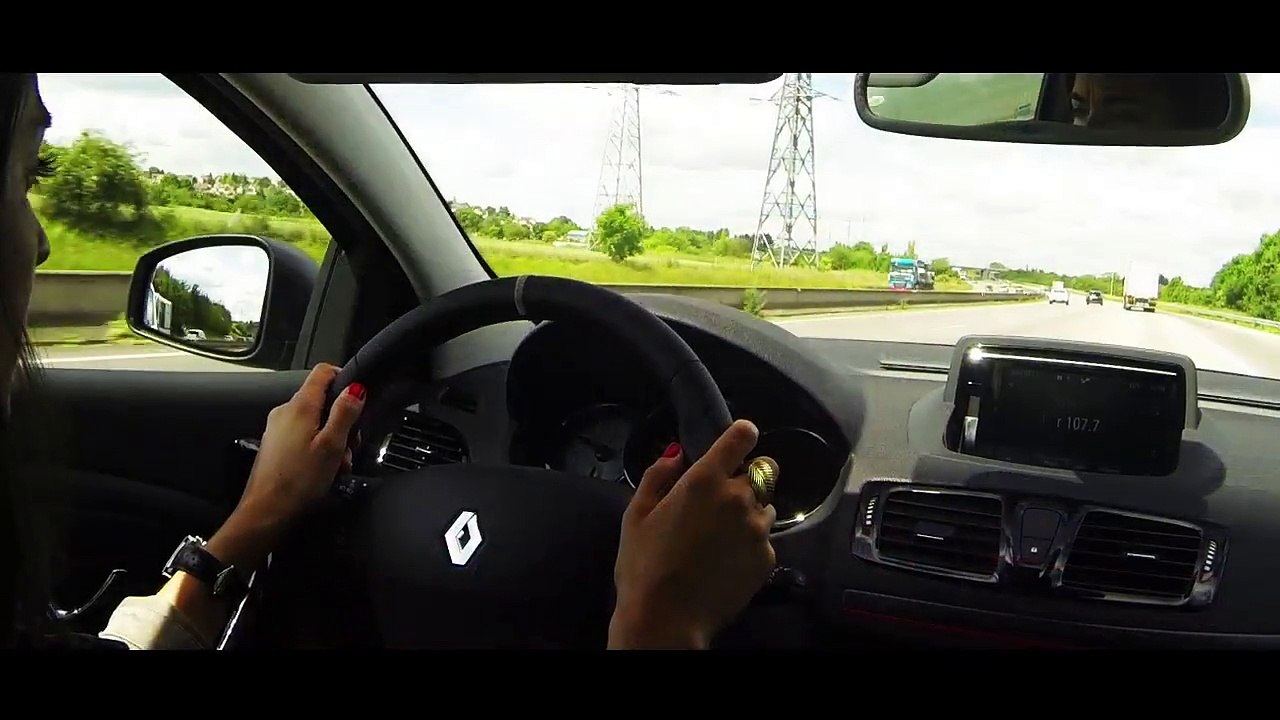 Awak'it pour Sanef - réseaux d'autoroutes, «Les bons comportements sur autoroute, par Margot Laffite» - juillet 2014