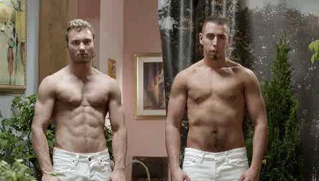 E. Leclerc - supermarchés, hypermarchés, Le comparateur mobile et Madame T. - juin 2011