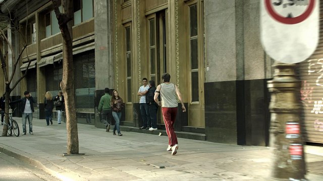 ERDF (Electricité Réseau Distribution France) - électricité - novembre 2011 - Objet visuel non identifié O.V.N.I.