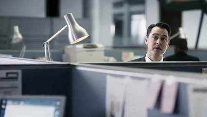 Expedia - agence de voyages en ligne Expedia.fr, "Devenez aussi intéressant que vos voyages" - mai 2013