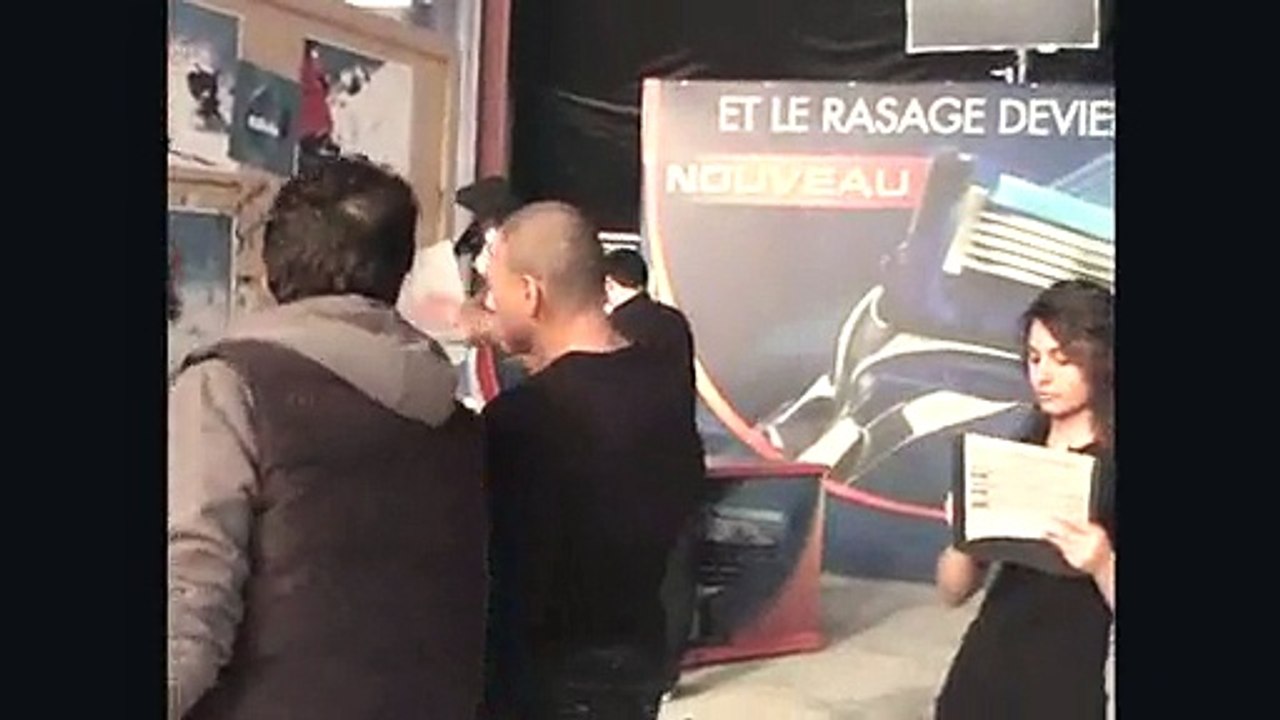 Gillette (Procter & Gamble) - rasoir Gillette Fusion Proglide - décembre 2010 - "Jean-Claude Van Damme pète les plombs", 2min33