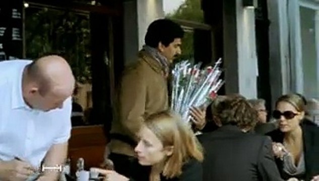 Krys - lunettes de soleil SNK de Krys - avril 2010 - Vous allez vous aimer. , bouquet