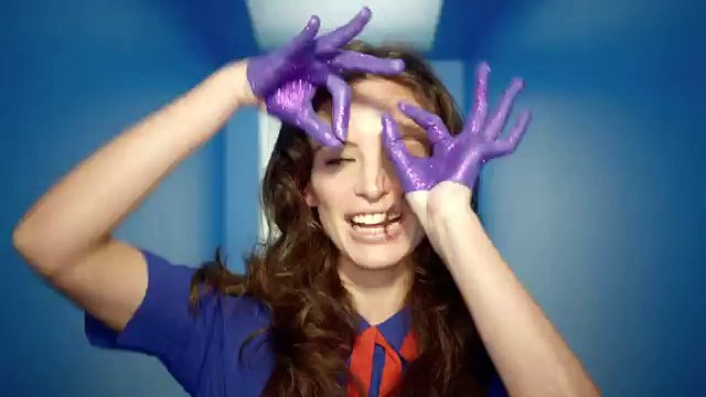 Krys - lunettes personnalisables Like me by Krys, Les mains - avril 2013 - 20s