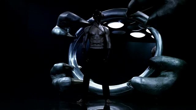 Lady Gaga (Haus Laboratories, Coty Beauty) - parfum Fame, The first ever black eau de parfum - août 2012 - teaser