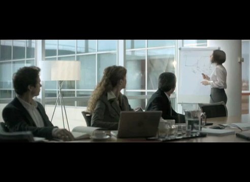 Laboratoires UPSA - médicaments antalgiques Efferalgan - janvier 2010 - Vous avez mieux à faire qu'avoir mal.