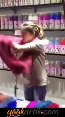 Bu giysi adı her neyse her şekle giriyor