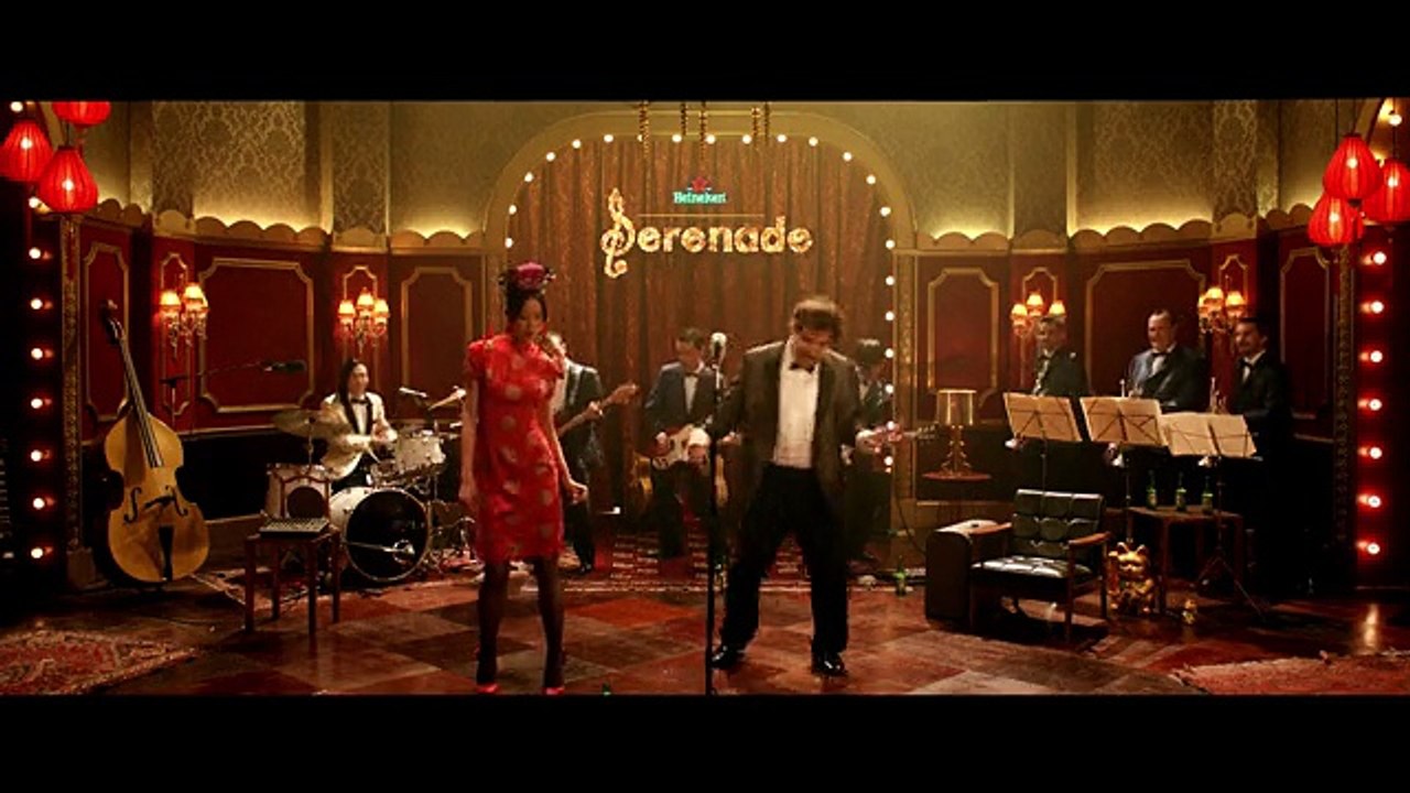 Heineken - bière, "The Serenade, www.facebook.com/heineken" - février 2012