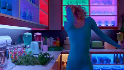 Ikea - meubles, "Bright, shiny colours" - septembre 2012