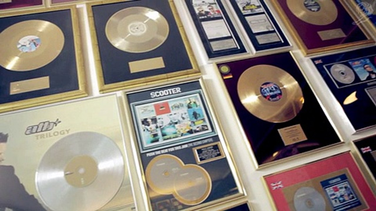 Kontor Records - label musical, "Back to vinyl, The office turntable" -  juin 2013