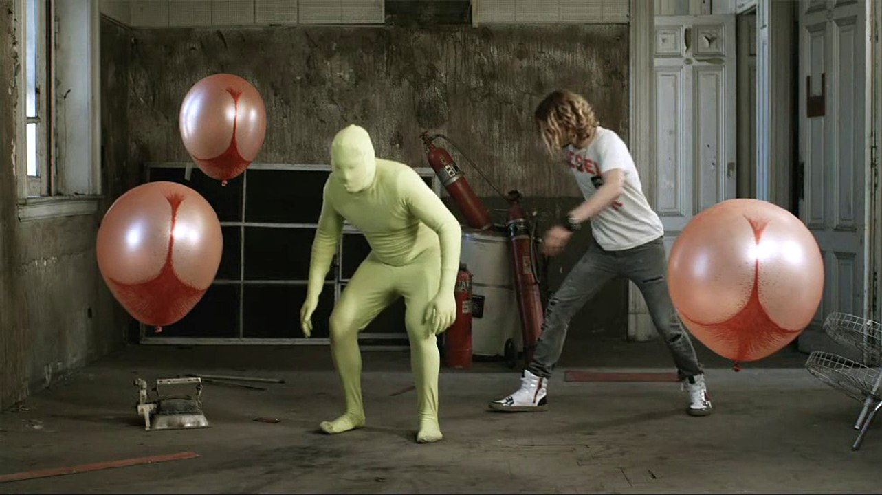 Diesel - vêtements et accessoires - septembre 2010 - "Diesel sneakers", "Training center"