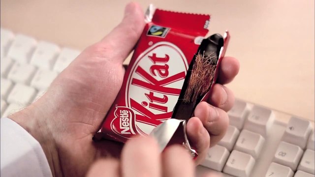 Greenpeace France - protection de l'environnement - mars 2010 - Parodie de KitKat