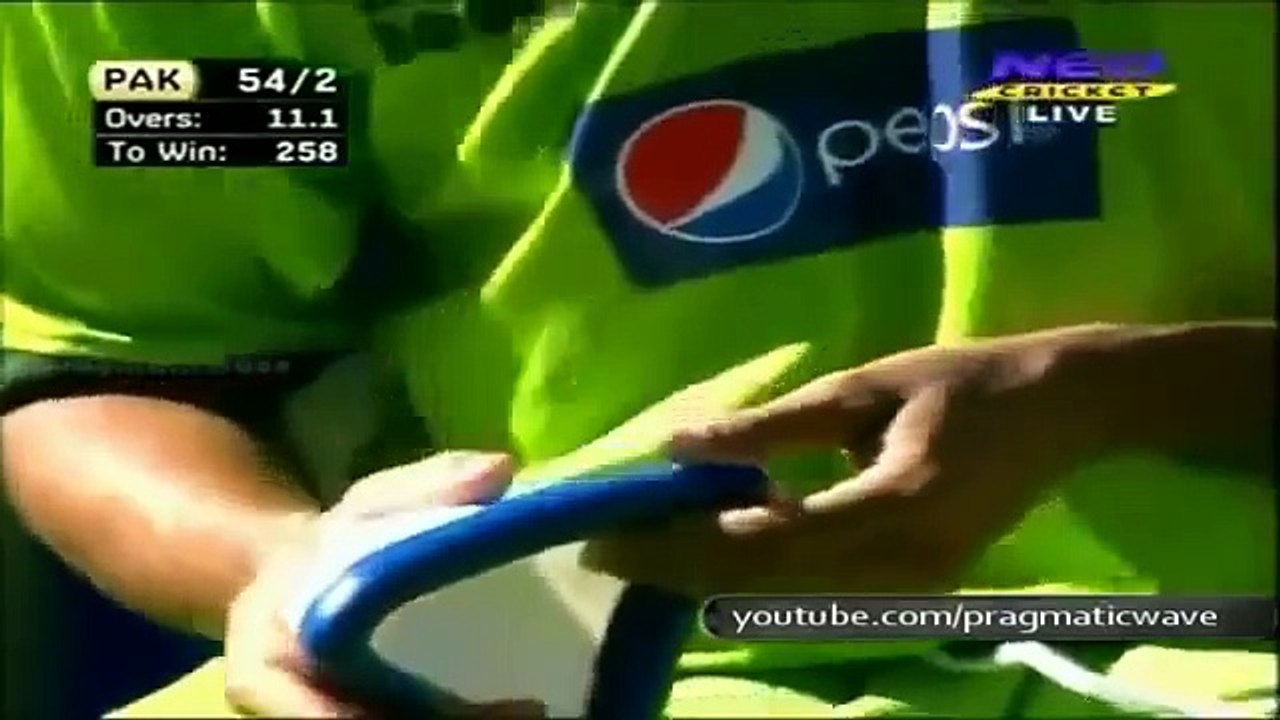 5 FUNNIEST Cricket Moments