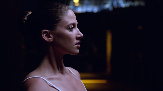 Havas Paris pour Orange Business Services - opérateur téléphonie, Internet, télévision, «Jamais seul» - novembre 2014 - 30s