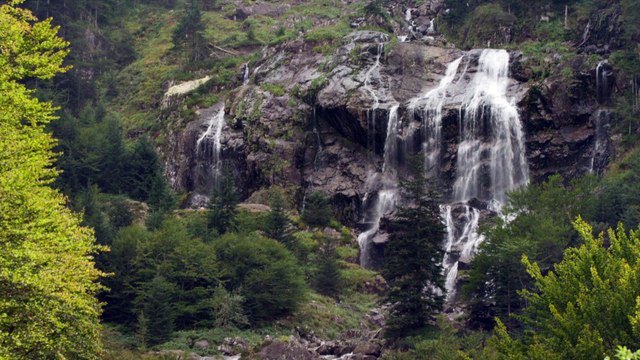 DDB Nouveau Monde, W2P Production pour Conseil régional Midi-Pyrénées - thermalisme, Les eaux essentielles - février 2014