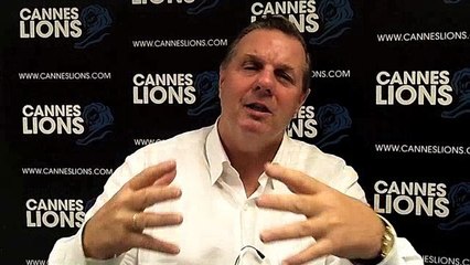 Joseph Tripodi, numéro deux de Coca-Cola monde répond à Stratégies