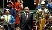 16 asker hangi Türk devletlerini temsil ediyor?