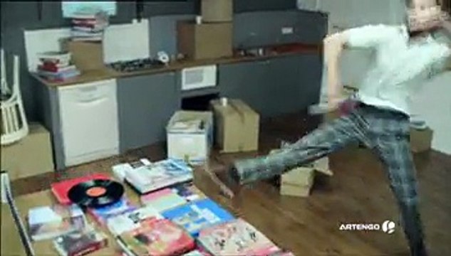 Decathlon, Artengo - kit de ping-pong, Set Artengo Roll'Net - décembre 2009 - Changement de terrain , Jouez enfin n'importe comment.