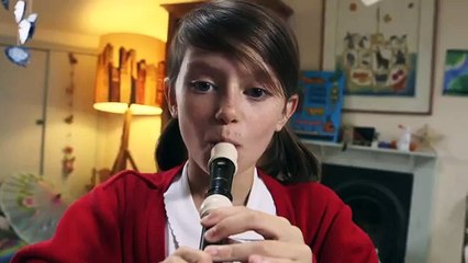 Don't Panic London pour Save the children - organisme humanitaire, "Most shocking second a day video" - mars 2014