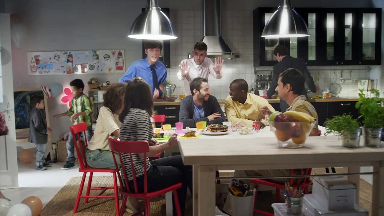 Ikea - meubles de cuisine - octobre 2010 - "You'll always find me in the kitchen at parties."