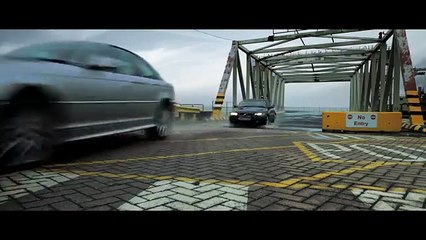 JWT London pour Kit Kat (Nestlé) - barres chocolatées, "Car chase" - janvier 2014