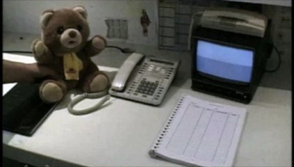 Jemini - ours en peluche Grumly - octobre 1999 - "téléphone"