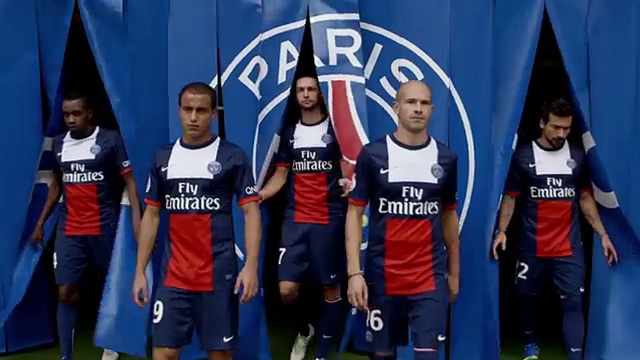 H pour Citroën - voiture Nouvelle Citroën DS3 Cabrio, "Citroën DS3 Cabrio Challenge, avec Paris Saint-Germain" - septembre 2013