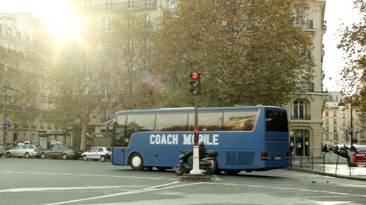 La Poste Mobile - forfaits de téléphonie mobile, "Coach Mobile, "Points de vente", "Hotline"" - décembre 2011 - Points de vente