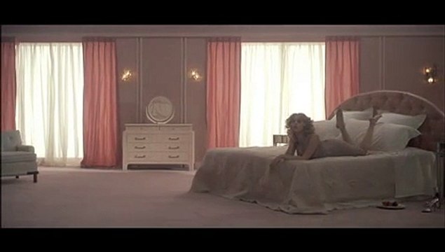 Dolce & Gabbana (D&G) (Procter & Gamble) - parfum Rose the One - octobre 2009 - Scarlett Johanson